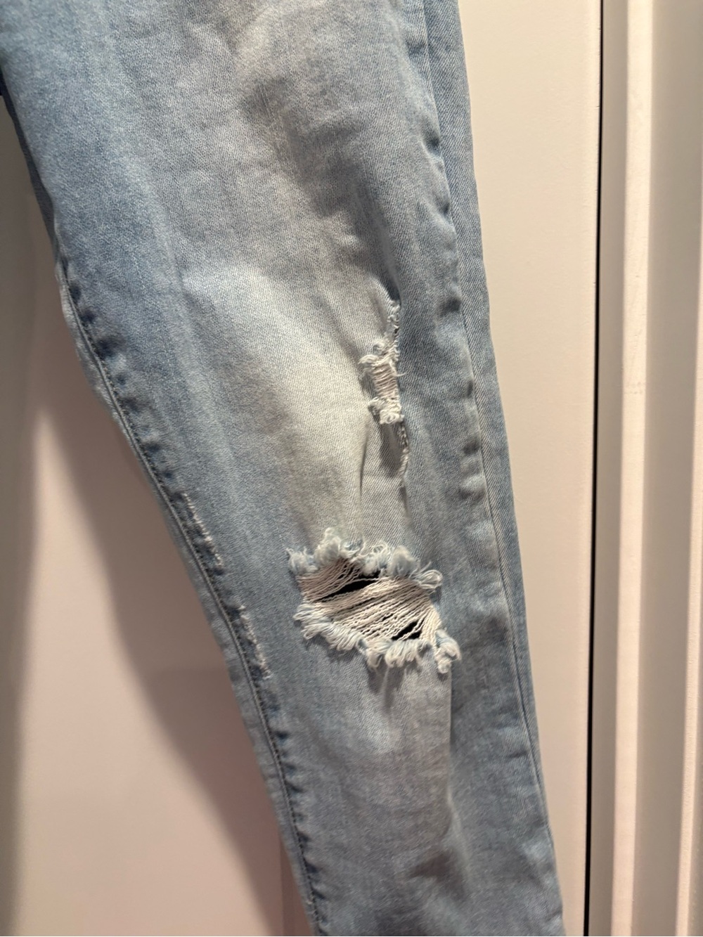 Dear John Light Wash Distressed Women’s Cropped Jeans - Picture 5 of 10